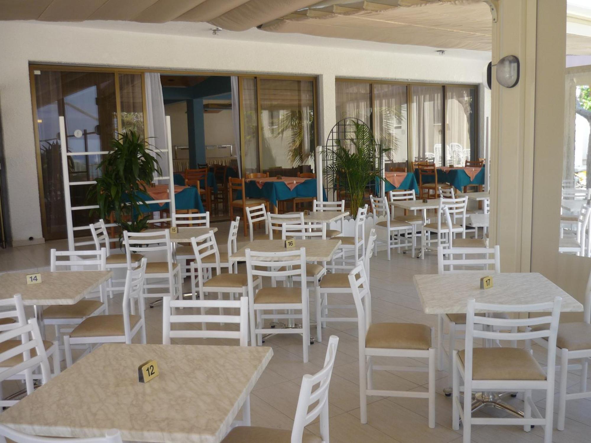 Penelope Beach Hotel Apts Protaras Exterior foto