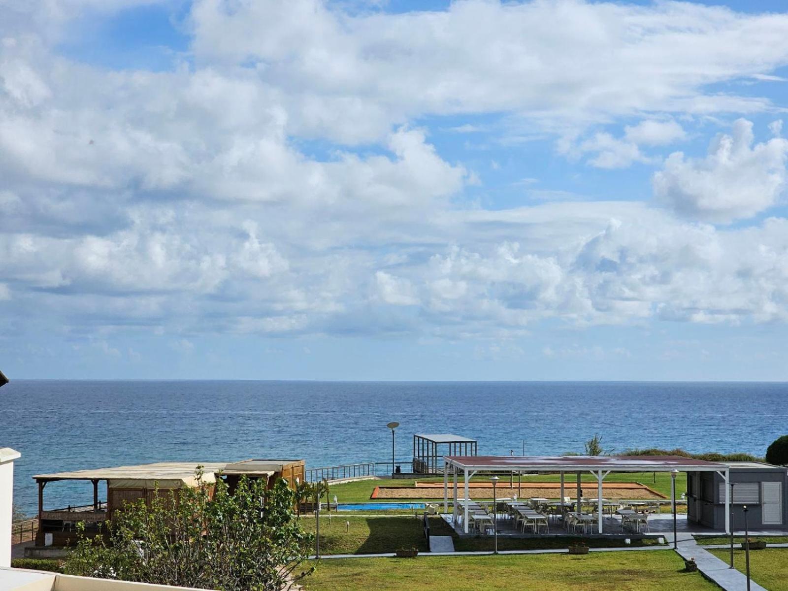 Penelope Beach Hotel Apts Protaras Exterior foto